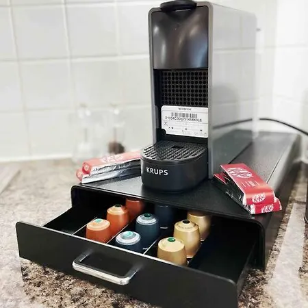 Riverside - 公寓 *